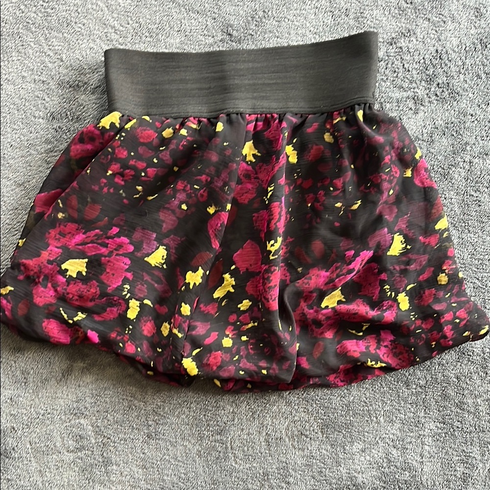 Skirt with Pink and Yellow Floral Pattern